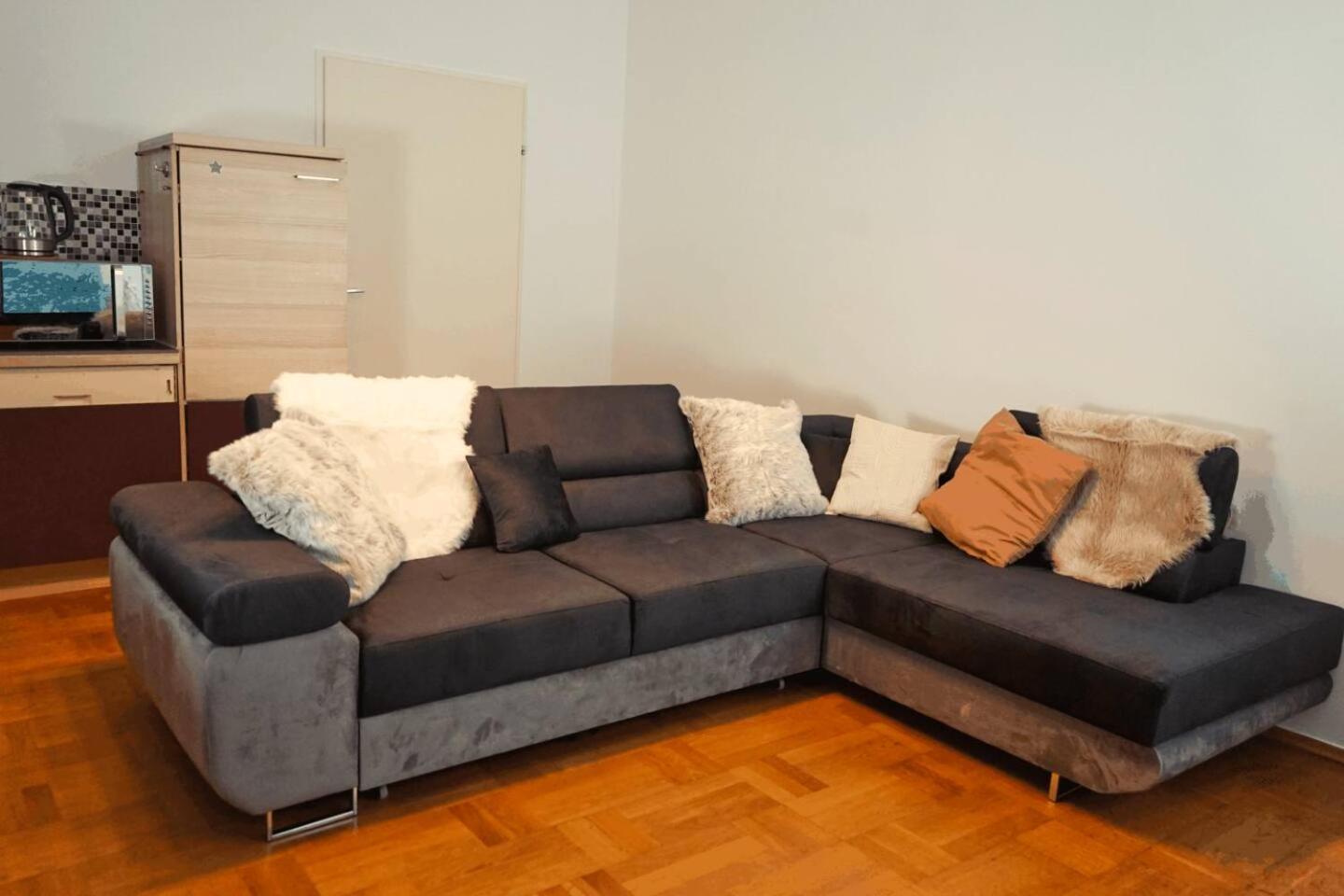 Beautiful Apartments Near Hauptbahnhof Відень Екстер'єр фото