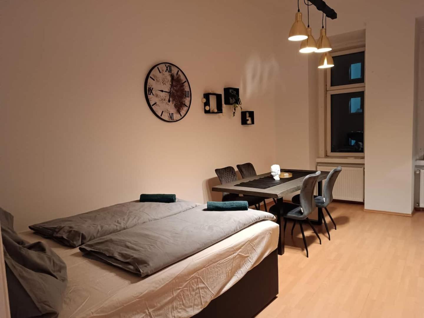 Beautiful Apartments Near Hauptbahnhof Відень Екстер'єр фото